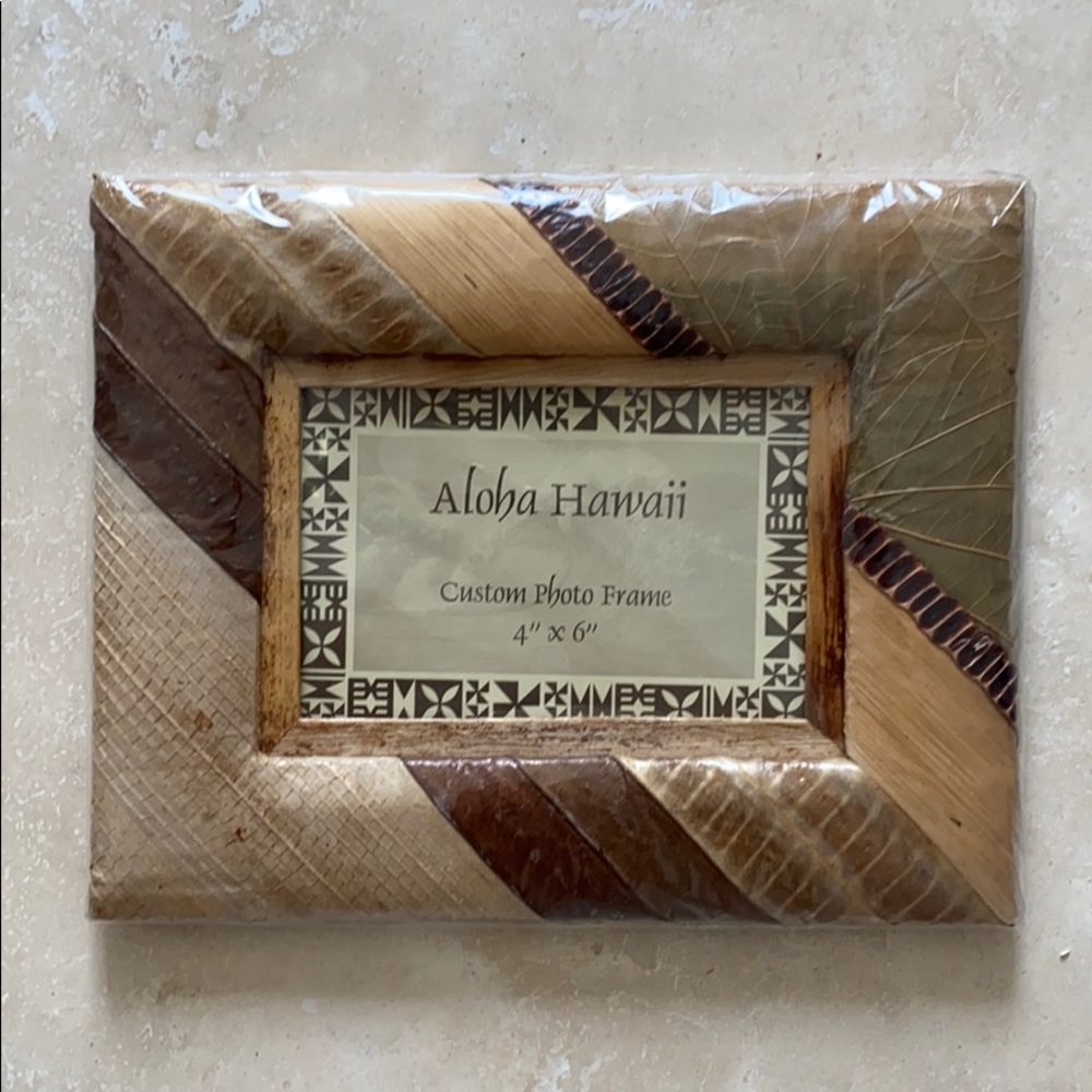 Natural Hawaiian Frame